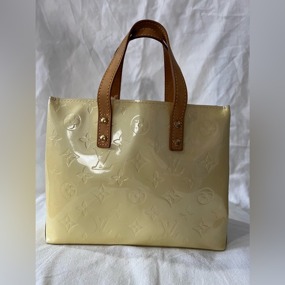✨LOUIS VUITTON Monogram Vernis Reade PM Hand Bag✨